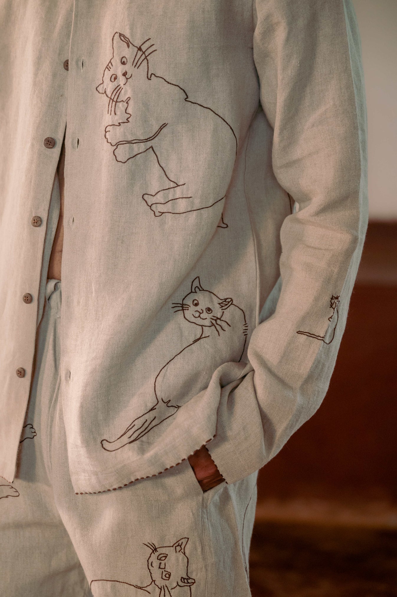Beige Cats linen shirt / overshirt