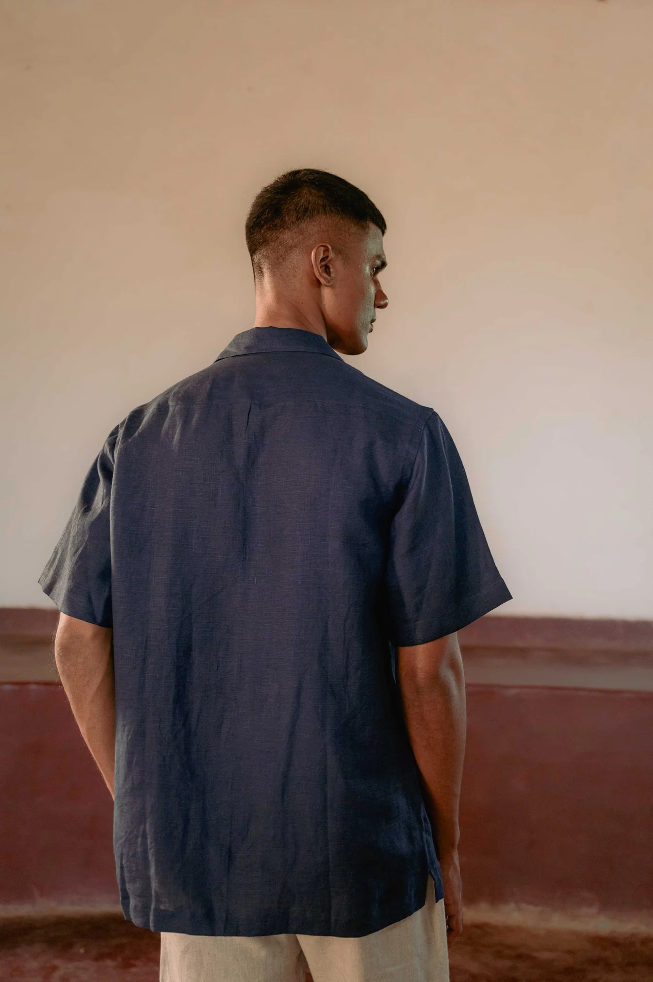 Simple scenes linen shirt